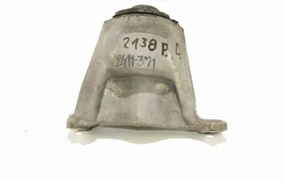 Honda Civic IX Engine mount bracket