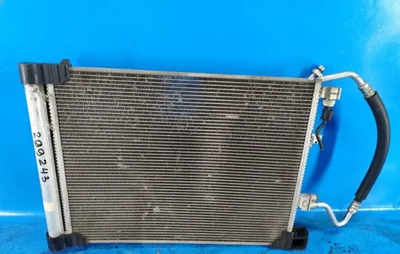 Nissan Sentra B17 Air conditioning (A/C) radiator (interior) 921003SH0A