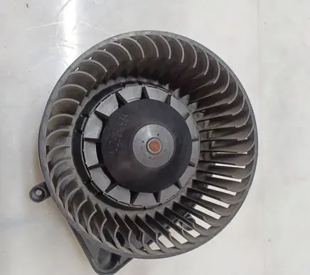 Audi A4 S4 B5 8D Heater fan/blower 8E1820021B 663000U 5508100