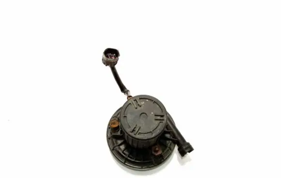 BMW 7 E65 E66 Secondary air pump 117201T352