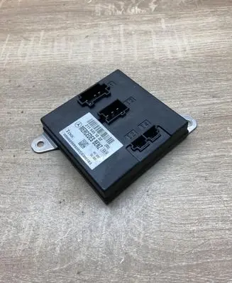 Mercedes-Benz E W211 Central body control module 2115451032