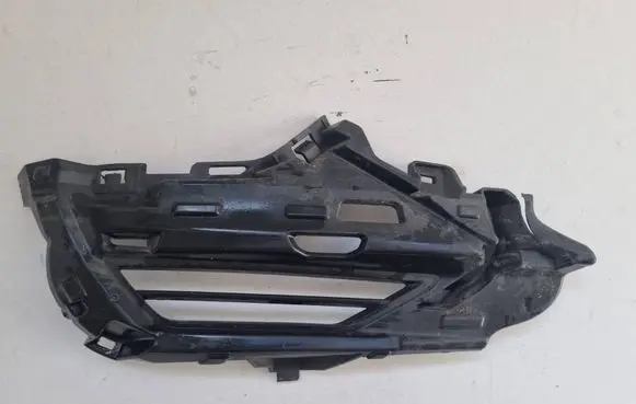 Volvo XC60 Front bumper lower grill 32234970