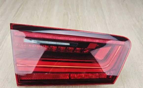 Audi A6 S6 C7 4G Tailgate rear/tail lights 4G9945093F