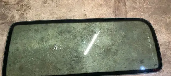 Renault Kangoo I Rear side window 43R000980