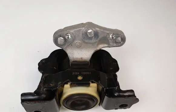 Citroen DS3 Engine mount bracket 9683181180 9681706580