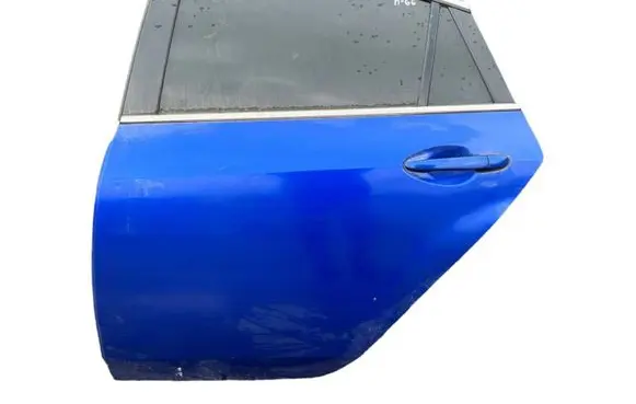 Mazda 6 Rear door