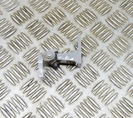 Skoda Kamiq Rear door lower hinge 8X0831403E