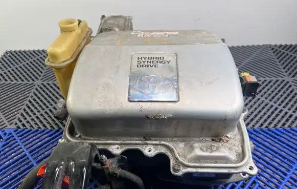 Toyota Prius (XW20) Voltage converter inverter G920047121 Q110WC281