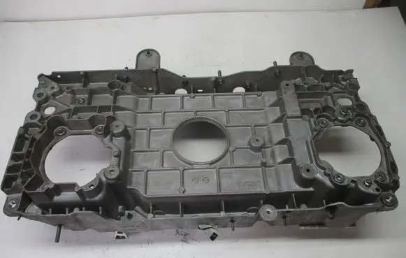 Jaguar XJ SERIE 1 Engine mounting bracket J9D3002A68A