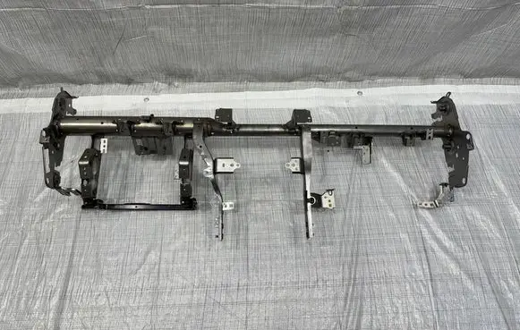 Nissan Navara Dashboard 000000000