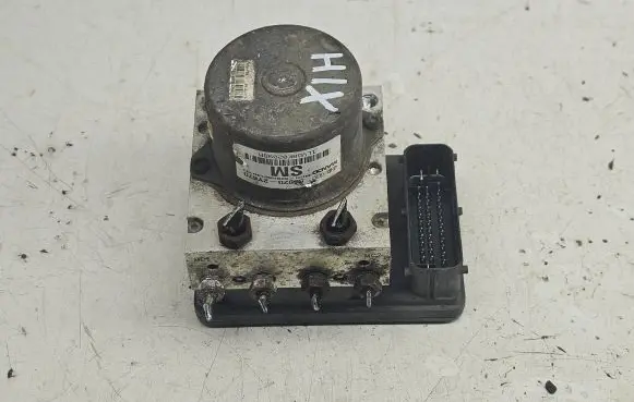 Hyundai ix35 ABS Pump 589202Y670