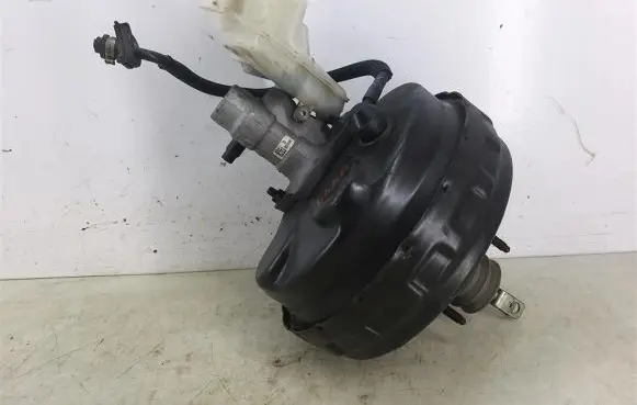 Volvo S80 Brake booster P31400469