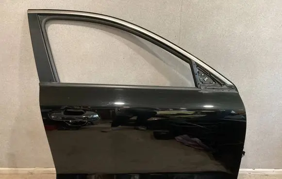 KIA Niro Front door
