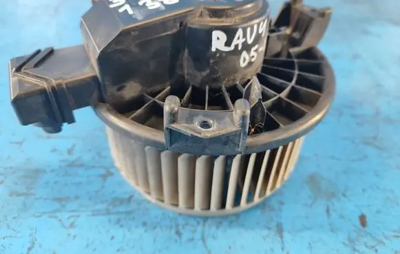 Toyota RAV 4 (XA30) Heater fan/blower 8710342090