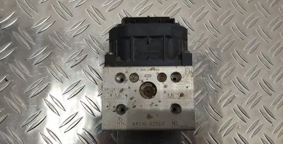 Toyota Corolla E120 E130 ABS Pump 4451002050 8954102030