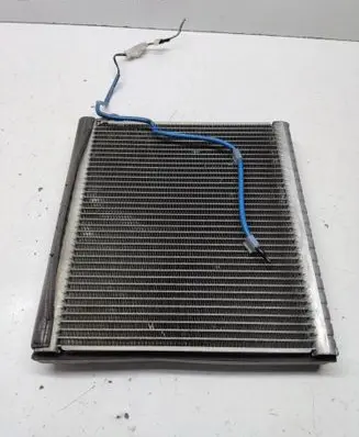 Toyota Corolla E120 E130 Air conditioning (A/C) radiator (interior) 09F20C1196
