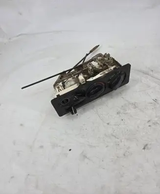 Mitsubishi Pajero Climate control unit 