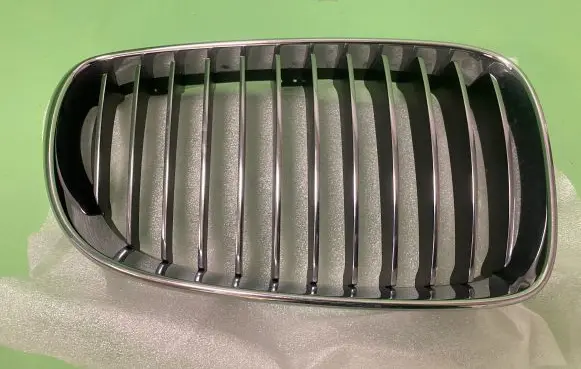 BMW 1 E81 E87 Front grill 51710441920