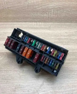 BMW 7 E65 E66 Fuse module 6900582 18560