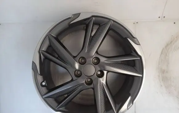 Citroen DS7 Crossback R19 alloy rim 9817501377