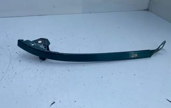 Under headlight/headlamp trim