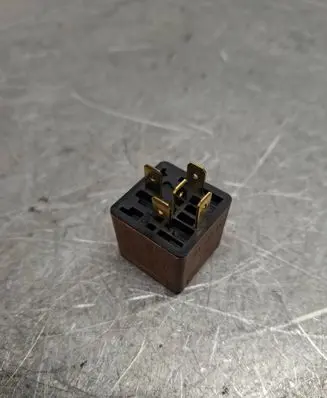 Opel Signum Other relay 0332209136 90491314