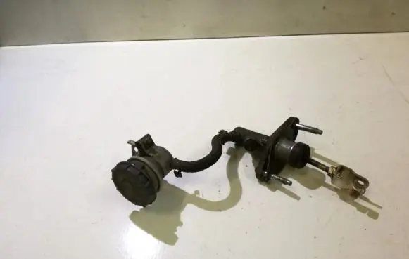 Clutch master cylinder