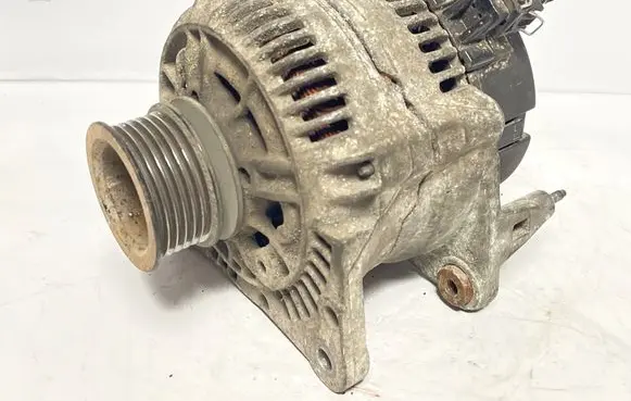 Audi A3 S3 8L Generator/alternator 037903025C 0123320034 14V90A