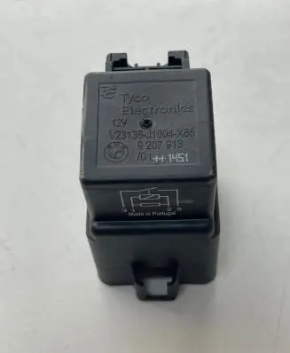 BMW 3 F30 F35 F31 Coolant fan relay 9207913 014H151 V23136J1004X85