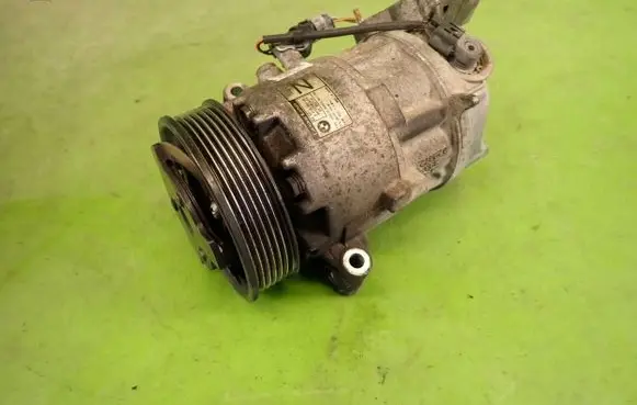 BMW 1 E81 E87 Air conditioning (A/C) compressor (pump)