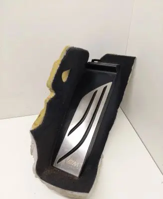 BMW 3 GT F34 Foot area side trim 