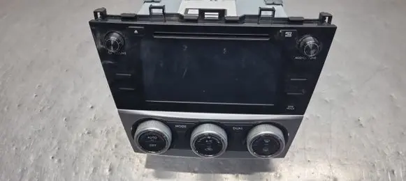 Subaru XV I Radio/CD/DVD/GPS head unit 72311FJ811