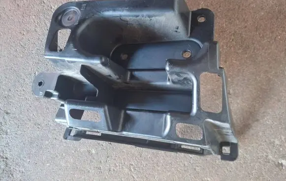 Peugeot 208 II Rear bumper mounting bracket 9823209480