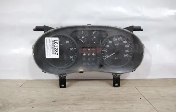 Renault Megane I Speedometer (instrument cluster) 8200006337a