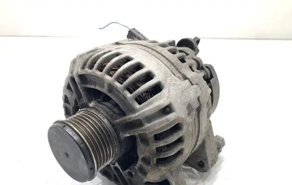 Citroen C4 I Generator/alternator 0124525035