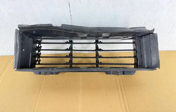 Dacia Sandero III Intercooler air guide/duct channel 214F60895R