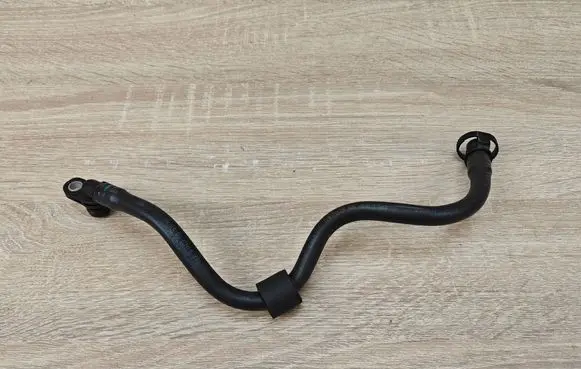 BMW 8 G16 Breather hose/pipe 8665249