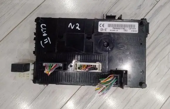 Renault Clio II Comfort/convenience module P8200621762