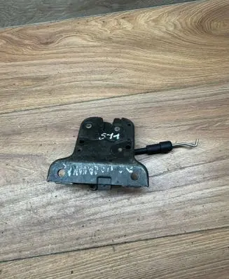 Audi A6 S6 C5 4B Tailgate/trunk/boot lock/catch/latch 4B9827541A