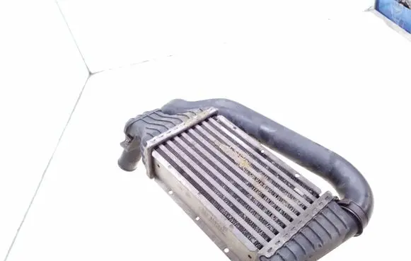 Opel Zafira A Intercooler radiator 24436438