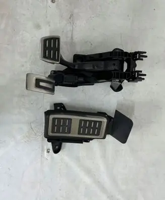 Volkswagen Golf VII Brake pedal bracket assembly 