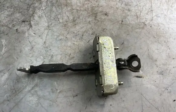 Toyota Corolla Verso AR10 Front door check strap stopper