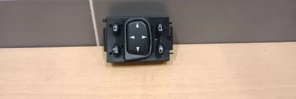 Mercedes-Benz S W220 Wing mirror switch 2208211551 03463300