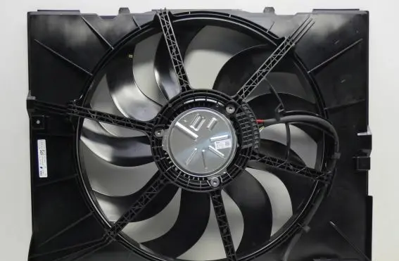 BMW X1 U11 Electric radiator cooling fan 9846925