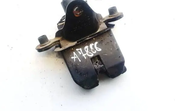 Skoda Octavia Mk2 (1Z) Tailgate/trunk/boot lock/catch/latch 1z5827501d