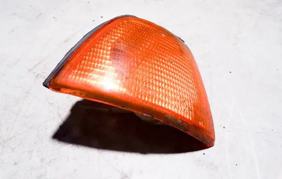 Audi 80 90 B3 Front indicator light 185143 010288