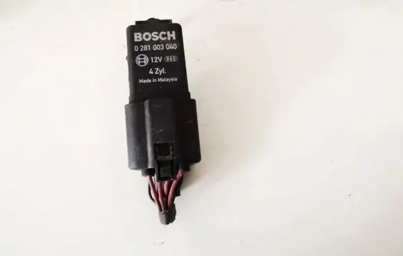 Glow plug pre-heat relay