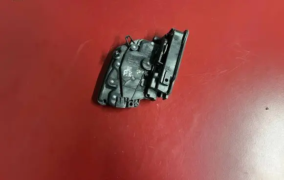 BMW X7 G07 Front door lock 9464887 51219464887