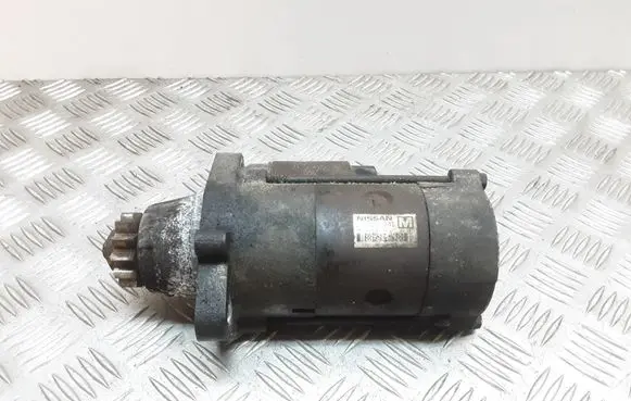 Nissan X-Trail T30 Starter motor 233008H801
