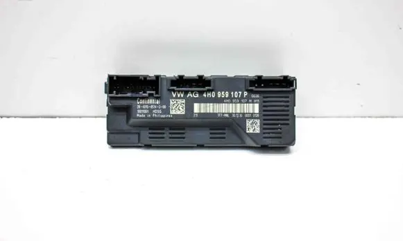 Audi A8 S8 D4 4H Tailgate/trunk control unit/module 4H0959107P